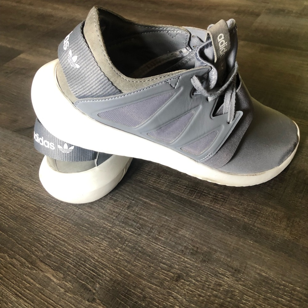 Adidas Tubular Viral Running Shoes Size 8.5